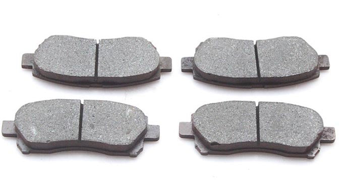 04465-BZ100 04465BZ100 Front Brake Pad Set disc brake FOR DAIHATSU TERIOS TOYOTA AVANZA