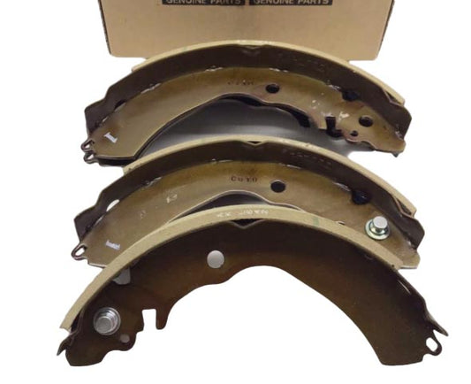 04495YZZQ1 04495-YZZQ1 Toyota Avanza Brake Shoes Rear Set