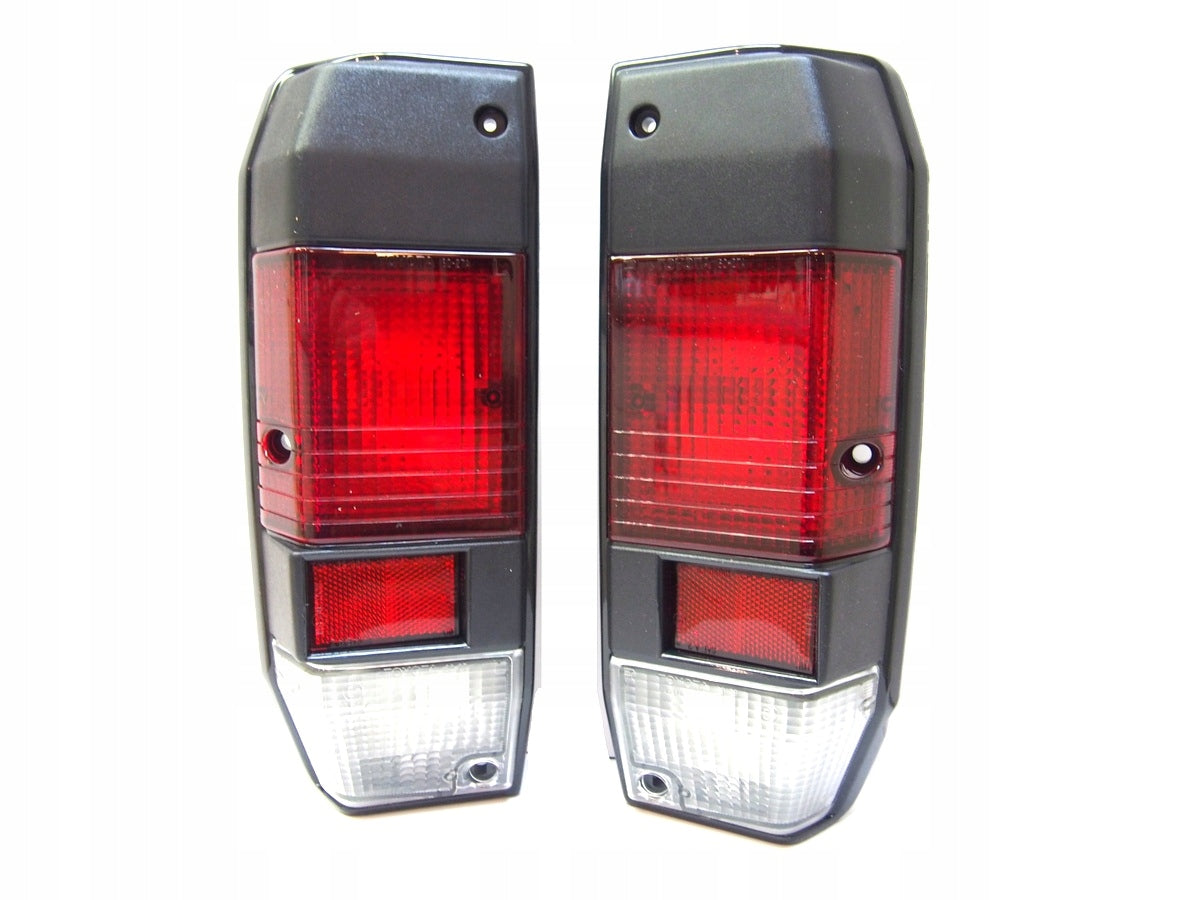 81551-60550 81560-60351 REAR COMBINATION LAMP Toyota LandCruiser