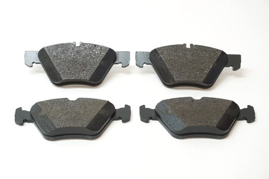 A0044200320 A0034202920 A0024204520 A0024205020 A0044200720 Front Brake Pad Set disc brake For Mercedes Benz W210 E200 E220 E240 E280 E300 E320 E230