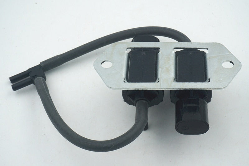 MB937731 MR430381 MB620532 For Mitsubishi Pajero L200 L300 wheel Clutch Control Solenoid Valve