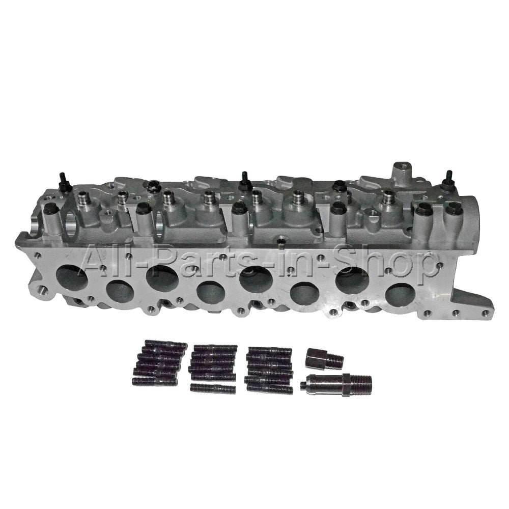 MD303750 MD307718 MD348983 MD354559 MR984455 New Engine Cylinder Head For Mitsubishi L200